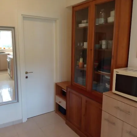 κατοικία με θέα & ησυχία -house In A Peaceful Area