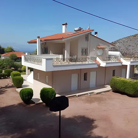κατοικία με θέα & ησυχία -house In A Peaceful Area شقة *